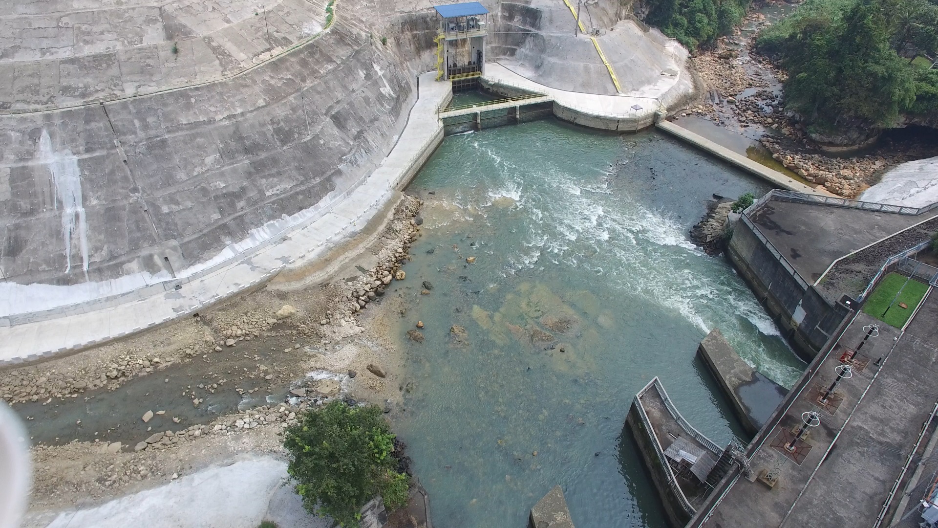 Intake Gate